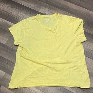 Time and Tru Light Yellow Short Sleeve Tee